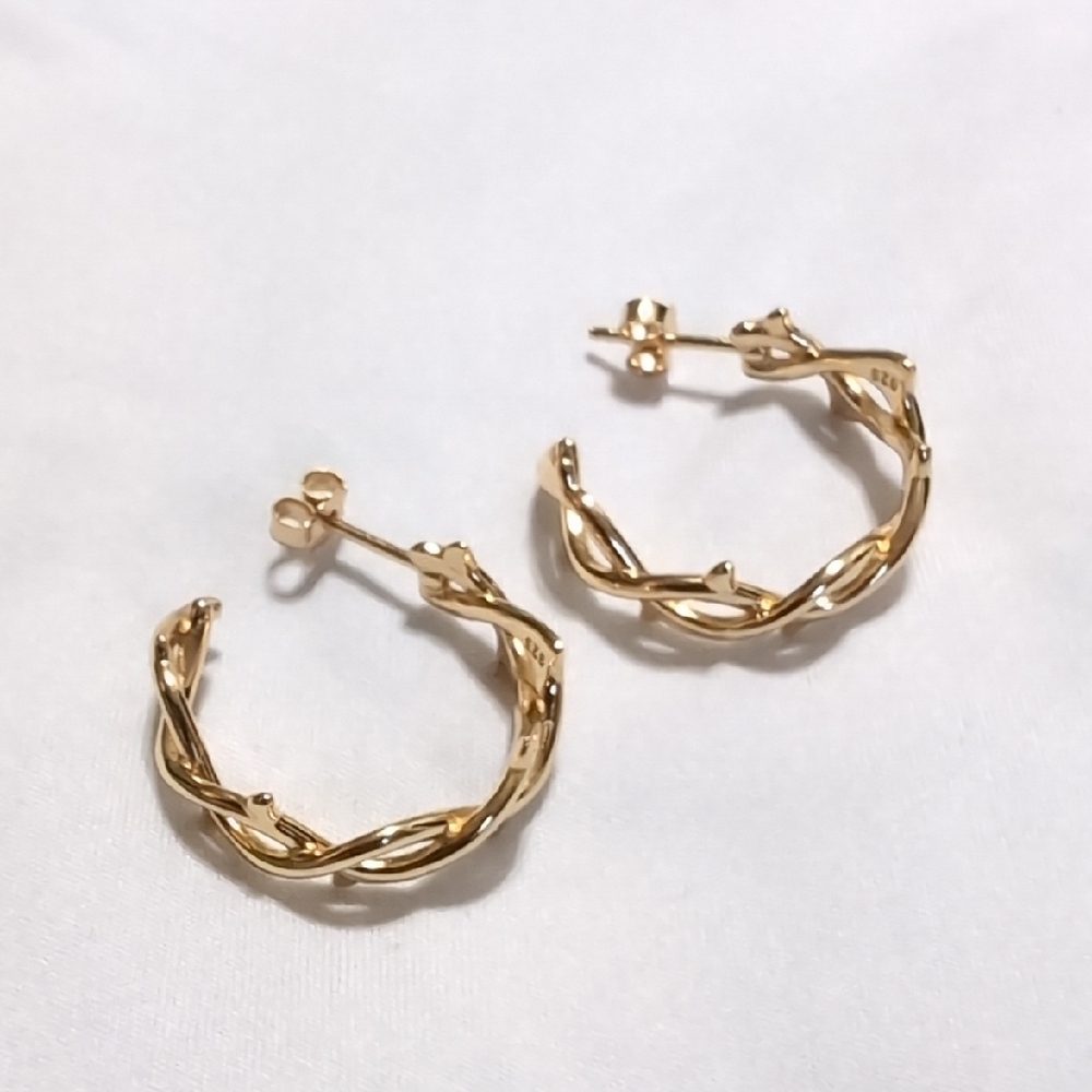 Regal Rose Revival thorn hoop earrings